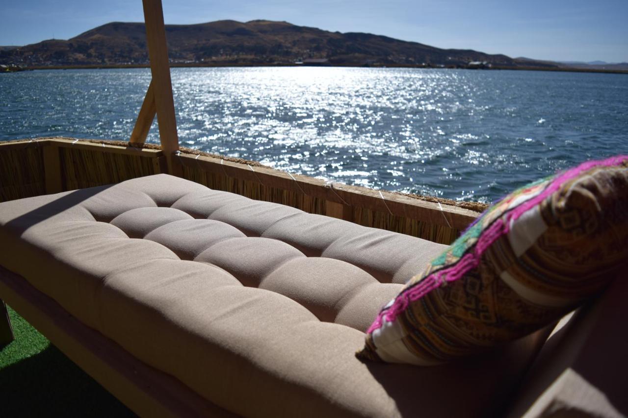 Uros Aruma Uro On Uros Floating Islands Puno Exterior foto